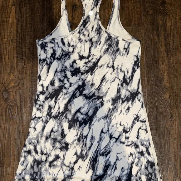 Lululemon Yoga Racerback top - Picture 2 of 3